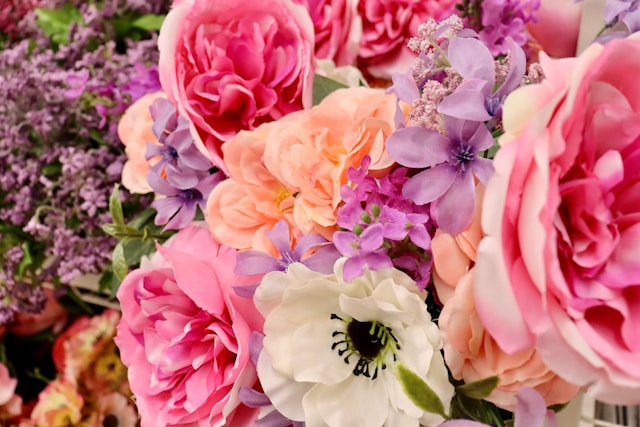 How To Clean Fake Flowers?